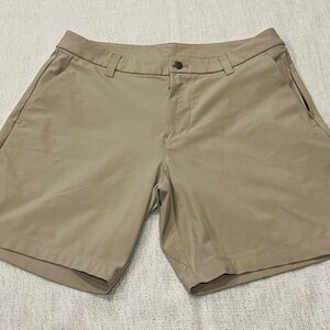 lululemon athletica Men's Beige Flat Front Shorts